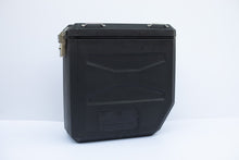 Load image into Gallery viewer, Simpson Pannier Set 30 Litre