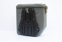 Load image into Gallery viewer, Simpson Pannier Set 30 Litre