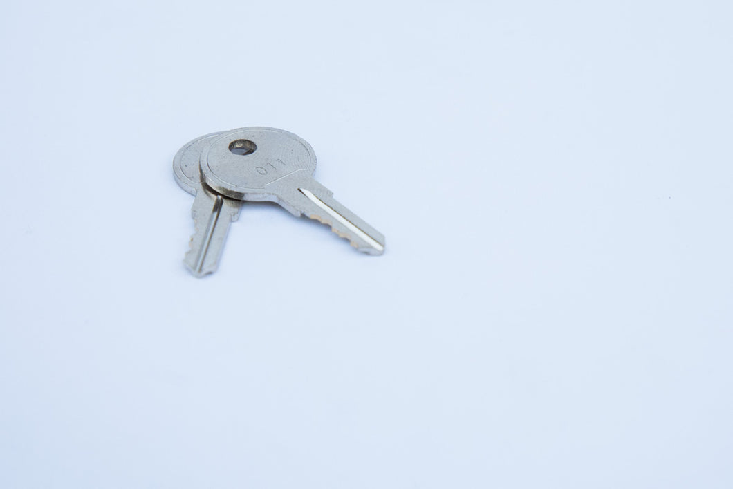 Extra Key to code number for Lid Latch